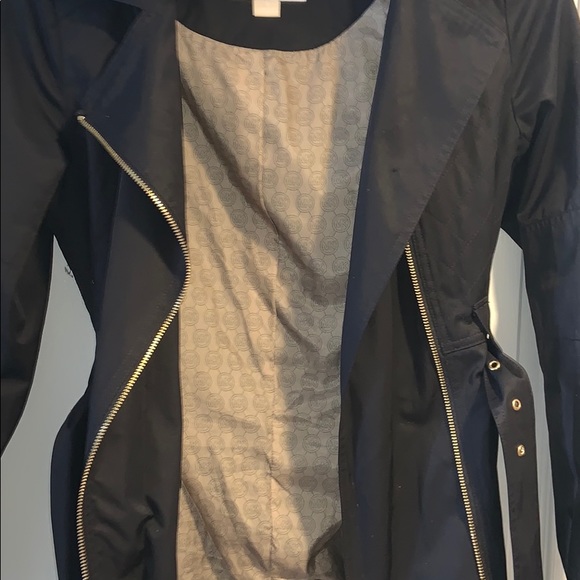 Michael Kors trench coat - Picture 3 of 6